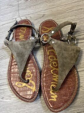 Sam Edelman Olive Suede Toe-Loop Ankle-Strap Sandals